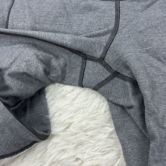 Lululemon: Runder Under Pant Heathered Slate Macro Micro Stripe Polar - Picture 4 of 7